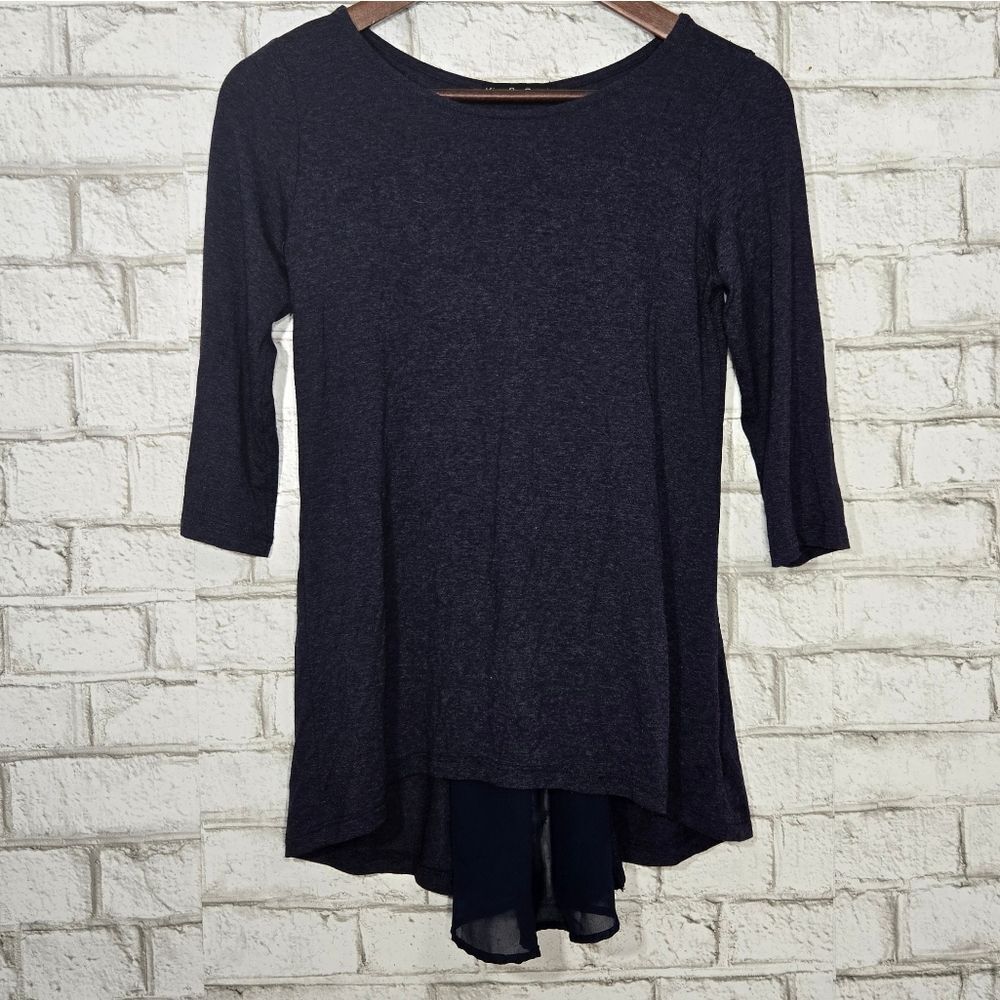 Kim & Cami navy 3/4 sleeve flowy top